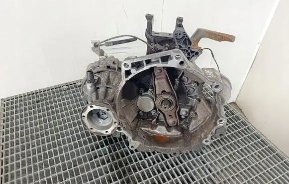 Volkswagen Polo IV 9N3 Manual 5 speed gearbox JDD