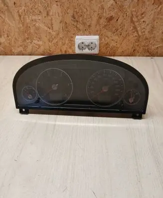 Speedometer (instrument cluster)