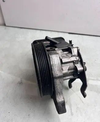 BMW 3 E46 Power steering pump 6756575 7692974519