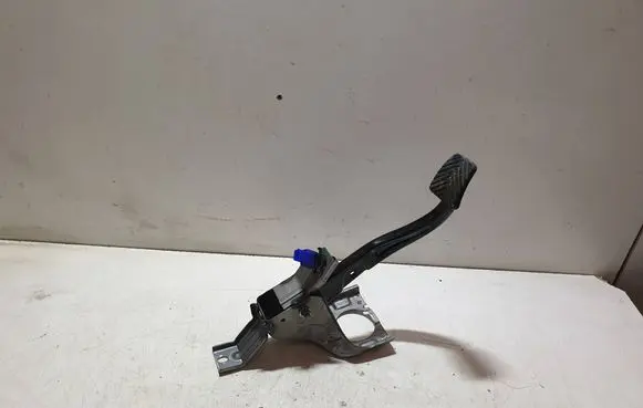 Hyundai Kona I Brake pedal 32800J9100