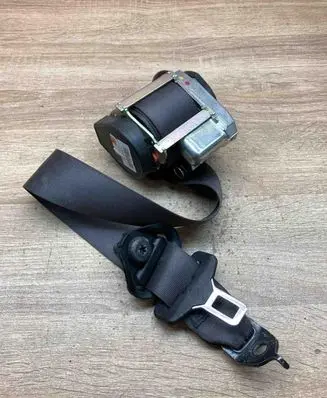 Mercedes-Benz GL X166 Front seatbelt 620615700