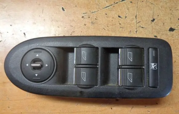 Ford Kuga I Electric window control switch 8M5T14A132AC