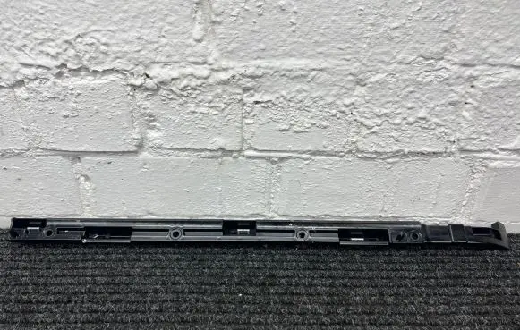 Mercedes-Benz AMG GT R190 C190 Sill supporting ledge A1976800543 10923407