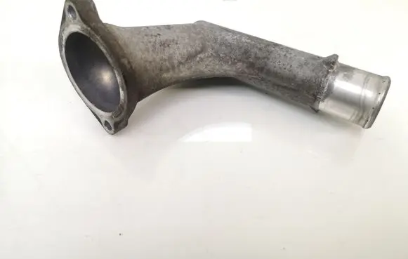 Toyota RAV 4 (XA20) Engine coolant pipe/hose