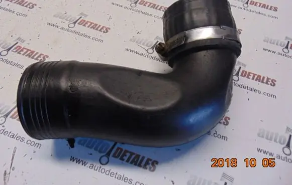 Volvo XC90 Intercooler hose/pipe 30751920
