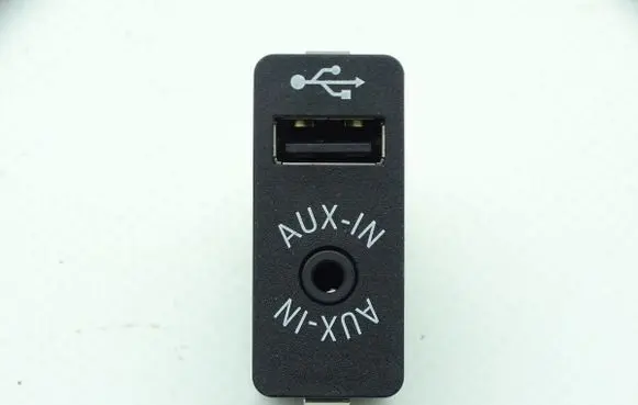 BMW X1 F48 F49 AUX in-socket connector 9266607