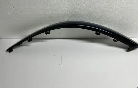 Volvo V70 Front bumper splitter molding 08693169