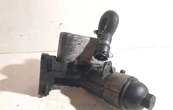 BMW 5 E60 E61 Oil filter mounting bracket 7788453