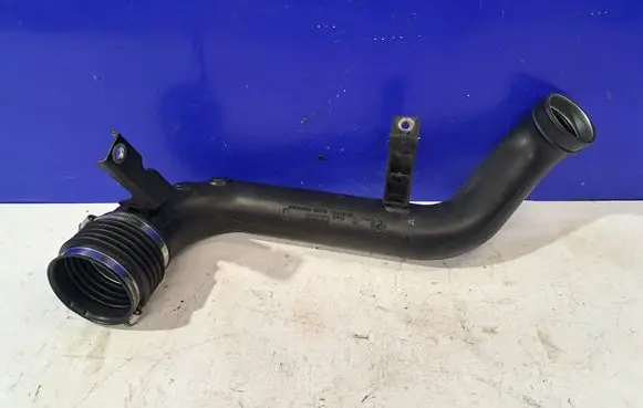 Volvo V60 Air intake hose/pipe 31319775