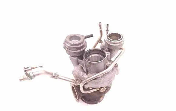 BMW 6 F06 Gran coupe Turbo 7605794