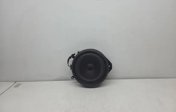 Audi A4 S4 B7 8E 8H Front door speaker 2752503145