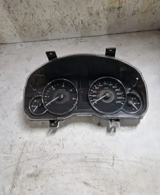 Subaru Legacy Speedometer (instrument cluster) 85003AJ50