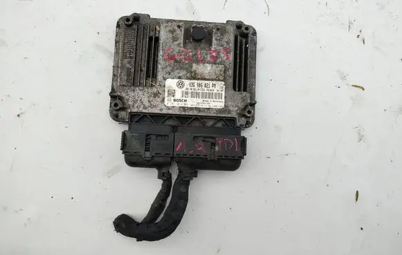Volkswagen Golf V Engine control unit/module 03G906021PM