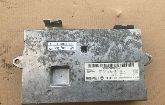 Audi A6 S6 C6 4F Gateway control module 4F0910731R