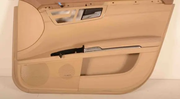 Mercedes-Benz S W221 Front door card panel trim