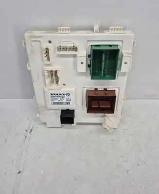 Volvo XC40 Comfort/convenience module 32268109 32268109AB