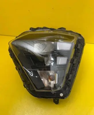 Hyundai Kona II Headlight/headlamp 92101BE050