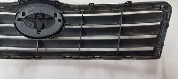 Toyota Avensis T250 Front grill 5311405060 32320010