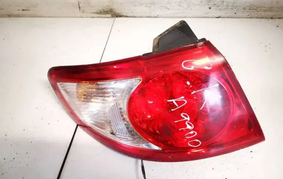 Hyundai Santa Fe Rear/tail lights 924012b000 92401-2b000