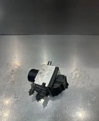 Volkswagen PASSAT B6 ABS Pump 3C0614109AF 16705712N 16705912