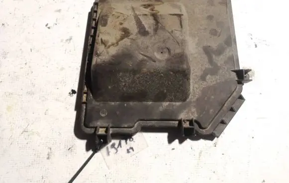 Opel Meriva A Fuse box cover 13144736