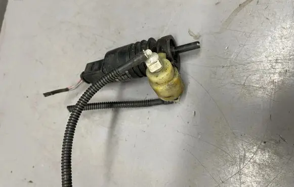 Audi A4 S4 B8 8K Windscreen/windshield washer pump 1k6955651