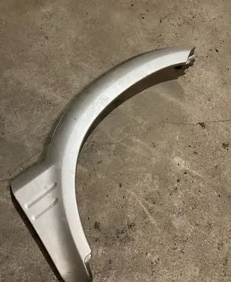 Front arch trim