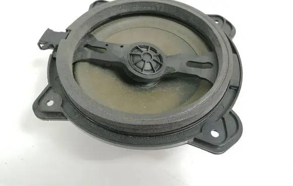 Audi A3 S3 8P Panel speaker 8H0035411