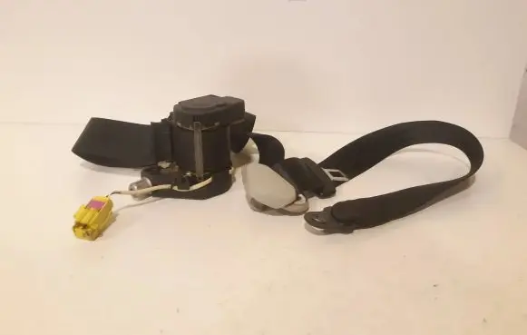 Volkswagen Caddy Front seatbelt 2K0857805B