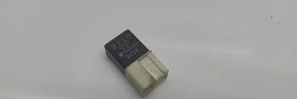 Mazda 323 F Other relay B110