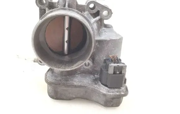 Opel Vectra C Throttle valve 