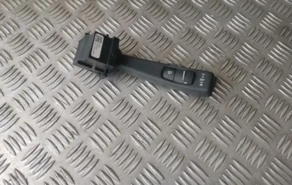 Volvo V70 Wiper control stalk 31264354