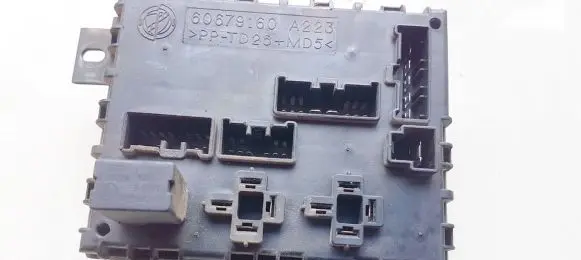 Alfa Romeo 156 Fuse box set 60679160 a223