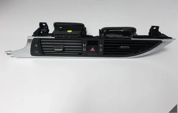 Audi A7 S7 4G Dash center air vent grill 4G1820951
