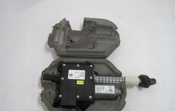 Citroen DS5 Handbrake/parking brake lever assembly 9677589580