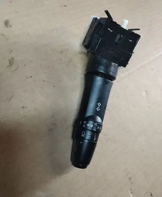 Peugeot 4007 Indicator stalk E380013