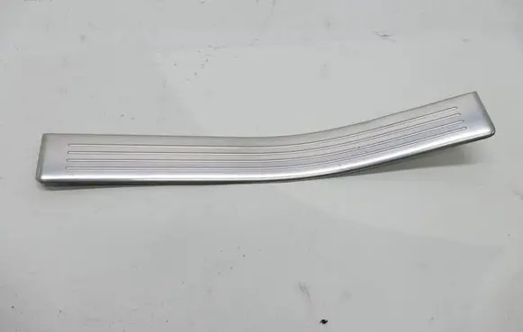 Mercedes-Benz E W212 Rear sill trim cover