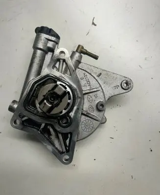 KIA Sorento Vacuum pump 288102F600 18L08020002