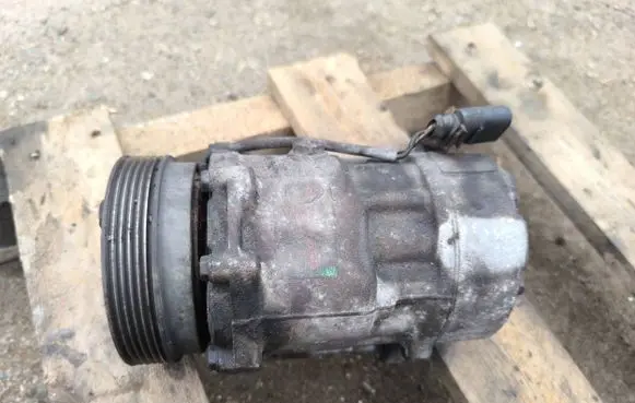 Volkswagen Transporter - Caravelle T5 Air conditioning (A/C) compressor (pump) 7H0820803D 2628810624 1261