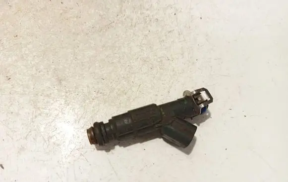 Fuel injector