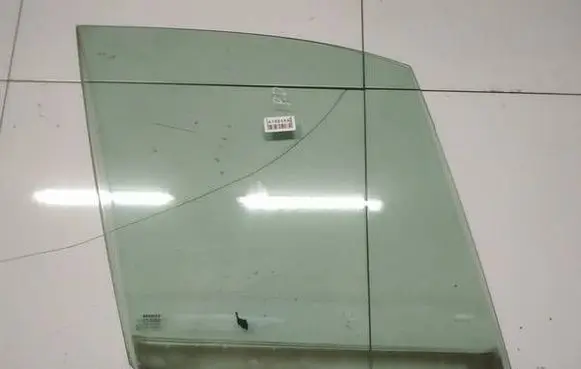 Renault Scenic II - Grand scenic II Front door window glass four-door as2