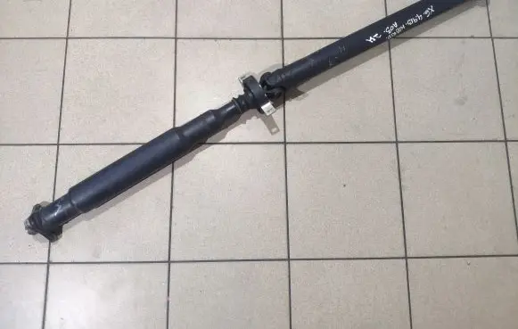 BMW X6 E71 Middle center prop shaft 756439801