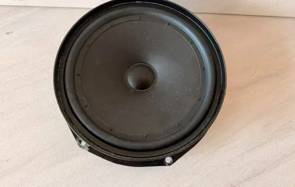 Seat Alhambra (Mk2) Front door speaker 7N0035454A