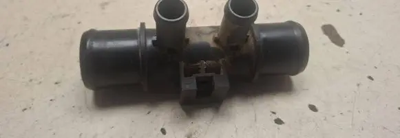 Nissan X-Trail T31 Engine coolant pipe/hose