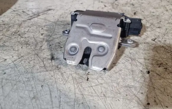 Volvo S40 Tailgate/trunk/boot lock/catch/latch 4M51F442A66AN