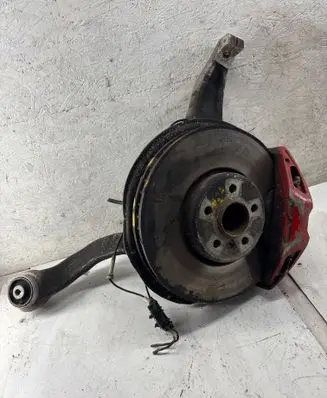BMW 7 G11 G12 Front wheel hub 6879181