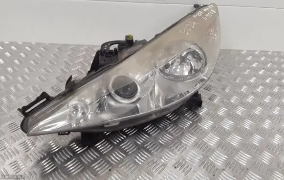 Peugeot 207 CC Headlight/headlamp 89901972