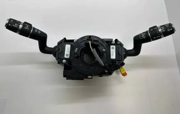 Jaguar E-Pace Wiper turn signal indicator stalk/switch J9C313N064FC