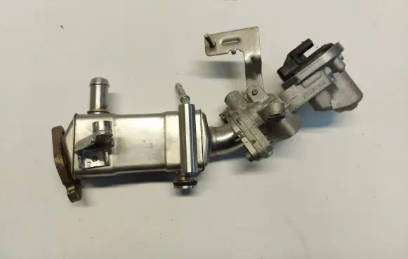 Ford Kuga III EGR valve cooler LX6E-9F464-AA