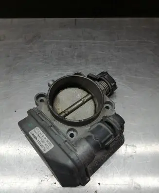 Mercedes-Benz C W203 Throttle valve 1121410025 0205003046